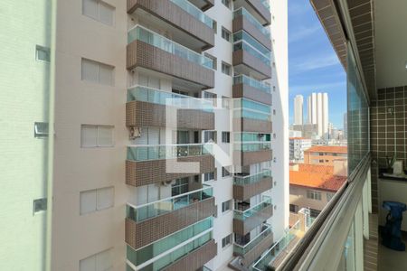 Vista do Quarto Suíte de apartamento para alugar com 2 quartos, 69m² em Boqueirão, Praia Grande