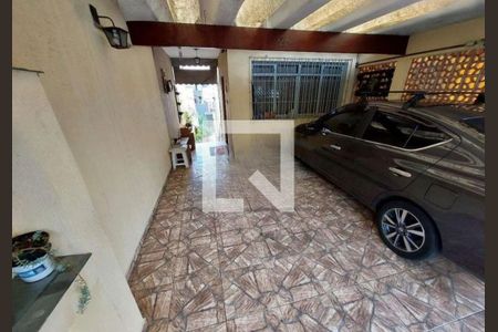 Garagem de casa para alugar com 2 quartos, 230m² em Jardim Ester, São Paulo