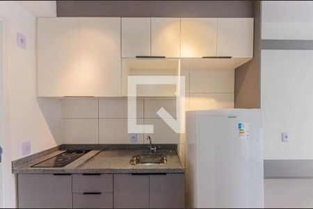 Cozinha de apartamento para alugar com 1 quarto, 24m² em Liberdade, São Paulo
