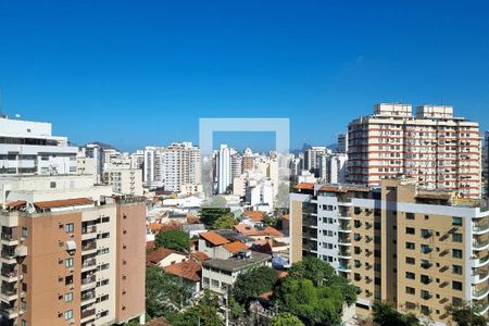 Vista de apartamento à venda com 3 quartos, 130m² em Santa Rosa, Niterói