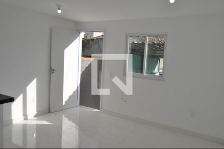 Sala/Cozinha de casa para alugar com 2 quartos, 80m² em Engenho de Dentro, Rio de Janeiro