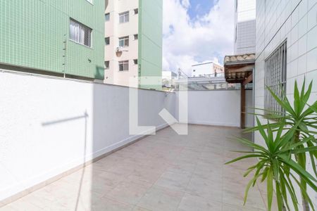 Área privativa de apartamento à venda com 3 quartos, 177m² em Castelo, Belo Horizonte
