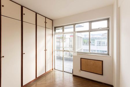 Suíte de apartamento à venda com 3 quartos, 100m² em Tijuca, Rio de Janeiro