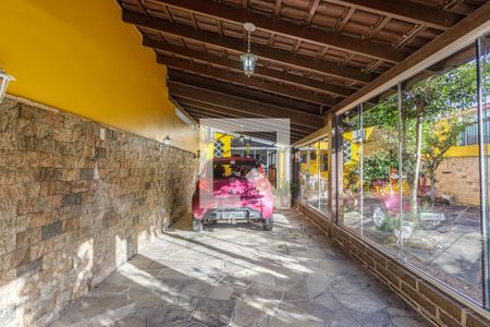 Garagem de casa à venda com 3 quartos, 229m² em Parque Santa Fé, Porto Alegre