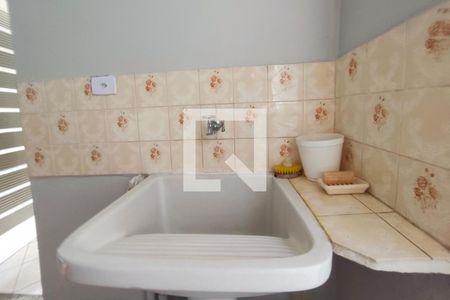 Área de Serviço de casa à venda com 3 quartos, 295m² em Vila Marieta, Campinas