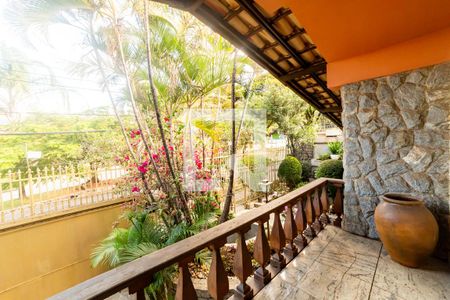 Varanda de casa à venda com 5 quartos, 360m² em São Bento, Belo Horizonte