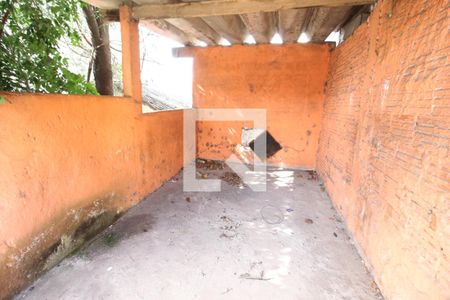 Garagem de casa à venda com 2 quartos, 143m² em Jaguaribe, Osasco