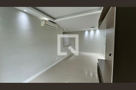Sala de apartamento à venda com 2 quartos, 90m² em Recreio dos Bandeirantes, Rio de Janeiro