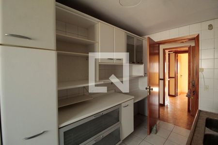 Cozinha de apartamento à venda com 3 quartos, 220m² em Rio Branco, Porto Alegre