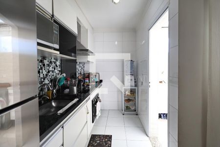 Cozinha de apartamento à venda com 2 quartos, 51m² em Vila Aquilino, Santo André