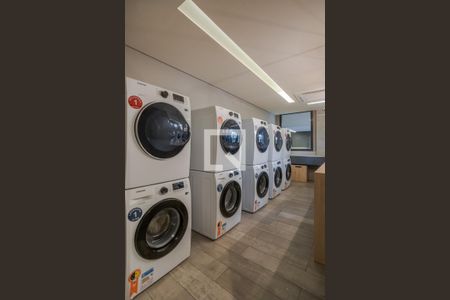 Área comum - Lavanderia de kitnet/studio para alugar com 1 quarto, 28m² em Mont’serrat, Porto Alegre