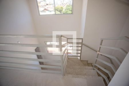 Hall 2° Andar de apartamento à venda com 2 quartos, 130m² em Alto Caiçaras, Belo Horizonte