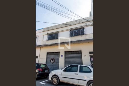 Fachada de casa para alugar com 2 quartos, 240m² em Vila Sargento Jose de Paula, Barueri