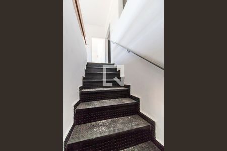 Área  Exetrna de casa para alugar com 2 quartos, 240m² em Vila Sargento Jose de Paula, Barueri