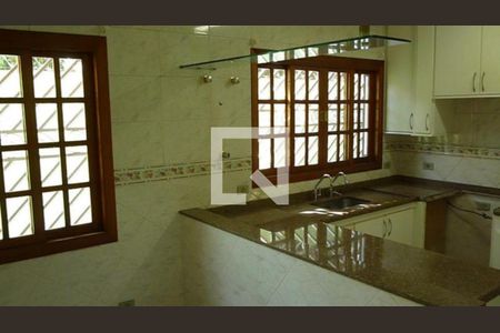 Casa à venda com 3 quartos, 170m² em Vila Mazzei, São Paulo