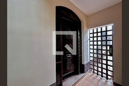 Entrada de casa para alugar com 3 quartos, 170m² em Santo Amaro, São Paulo