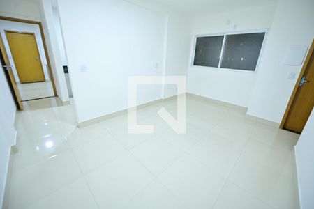 Sala de apartamento para alugar com 2 quartos, 53m² em Chácara São Pedro, Aparecida de Goiânia