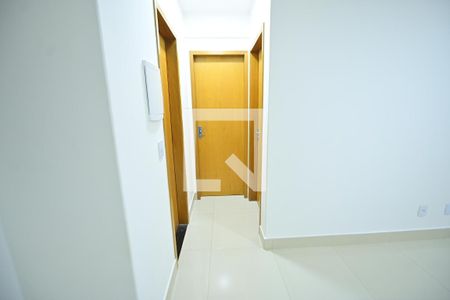 Quarto de apartamento para alugar com 2 quartos, 53m² em Chácara São Pedro, Aparecida de Goiânia