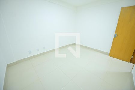 Quarto de apartamento para alugar com 2 quartos, 53m² em Chácara São Pedro, Aparecida de Goiânia