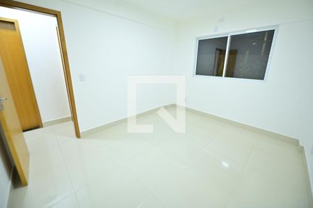 Quarto de apartamento para alugar com 2 quartos, 53m² em Chácara São Pedro, Aparecida de Goiânia