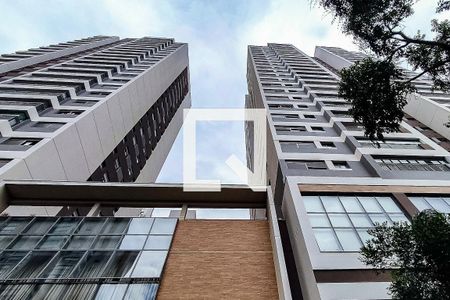 Fachada de apartamento para alugar com 3 quartos, 240m² em Jardim Prudência, São Paulo