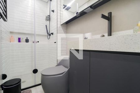 Banheiro de apartamento à venda com 3 quartos, 103m² em Vila Suzana, São Paulo