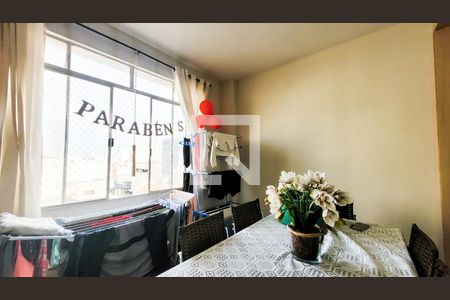 Sala de apartamento à venda com 2 quartos, 108m² em Centro, Campinas