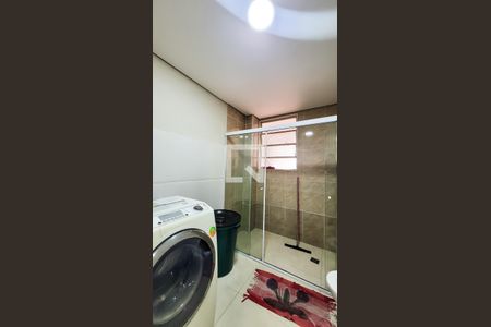 Banheiro Social de apartamento à venda com 2 quartos, 108m² em Centro, Campinas
