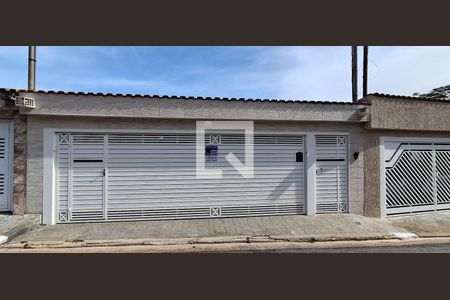 Fachada de casa à venda com 3 quartos, 150m² em Conjunto Residencial Nova Roma, São Bernardo do Campo