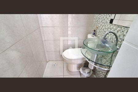 Banheiro Social de casa à venda com 3 quartos, 150m² em Conjunto Residencial Nova Roma, São Bernardo do Campo