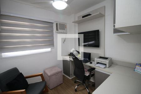Escritório de apartamento à venda com 3 quartos, 175m² em Olaria, Rio de Janeiro
