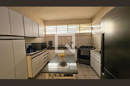 Casa à venda com 5 quartos, 340m² em Jardim Cidapel, Jundiaí