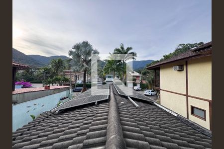 Suíte master - vista placas fotovoltaicas de casa de condomínio à venda com 4 quartos, 280m² em Vargem Grande, Rio de Janeiro