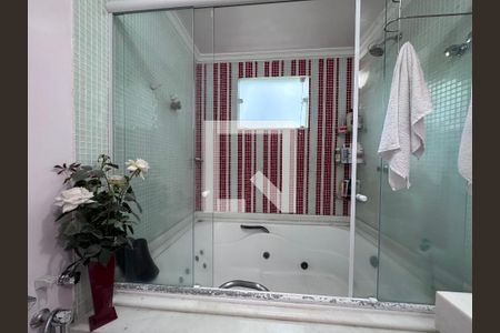 Suíte master - banheiro de casa de condomínio para alugar com 4 quartos, 280m² em Vargem Grande, Rio de Janeiro