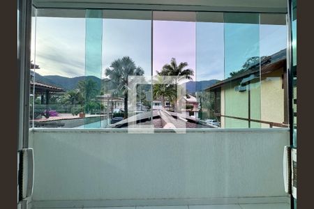Suíte master - varanda de casa de condomínio à venda com 4 quartos, 280m² em Vargem Grande, Rio de Janeiro