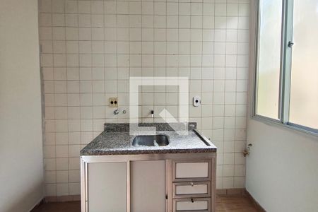 Cozinha de apartamento à venda com 2 quartos, 60m² em Jardim Pauliceia, Campinas