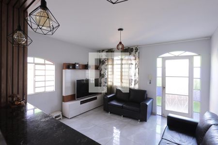 Sala de casa de condomínio à venda com 3 quartos, 125m² em São Gabriel, Belo Horizonte