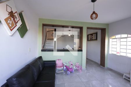 Sala de casa de condomínio à venda com 3 quartos, 125m² em São Gabriel, Belo Horizonte