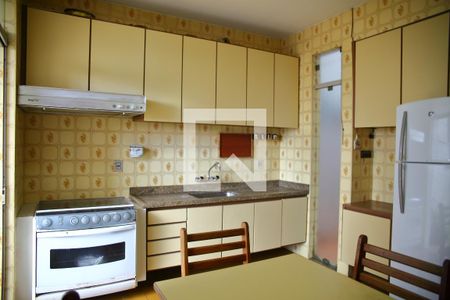 Cozinha de casa à venda com 3 quartos, 150m² em Centro, São Bernardo do Campo