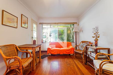 Sala de Estar de casa à venda com 2 quartos, 145m² em Vila Madalena, São Paulo
