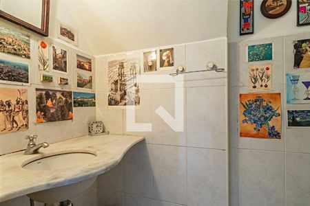 Lavabo 2 de casa à venda com 2 quartos, 145m² em Vila Madalena, São Paulo