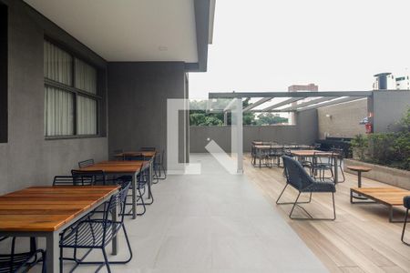 Condomínio - Churrasqueira  de kitnet/studio para alugar com 1 quarto, 27m² em Vila Aricanduva, São Paulo