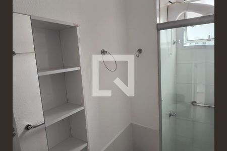 Banheiro de apartamento à venda com 2 quartos, 54m² em Jardim Riacho das Pedras, Contagem