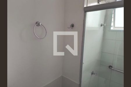 Banheiro de apartamento à venda com 2 quartos, 54m² em Jardim Riacho das Pedras, Contagem