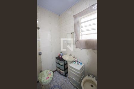 Banheiro de Serviço de casa à venda com 2 quartos, 176m² em Campo Belo, São Paulo