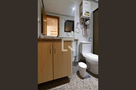 Banheiro social  de apartamento à venda com 1 quarto, 45m² em Ipanema, Rio de Janeiro