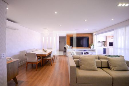 Sala de apartamento à venda com 3 quartos, 144m² em Vila Gumercindo, São Paulo