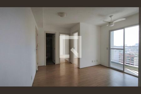 Sala de apartamento para alugar com 2 quartos, 40m² em Santo Cristo, Rio de Janeiro