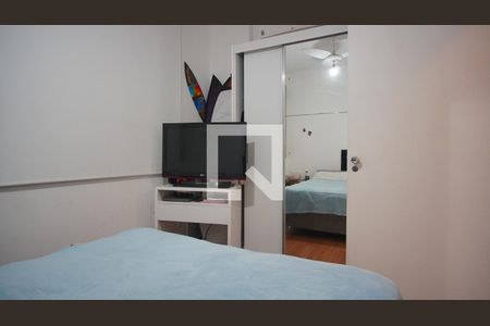 Quarto 1 de apartamento à venda com 3 quartos, 75m² em Floresta, Porto Alegre