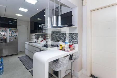 Cozinha de apartamento à venda com 2 quartos, 100m² em Água Branca, São Paulo